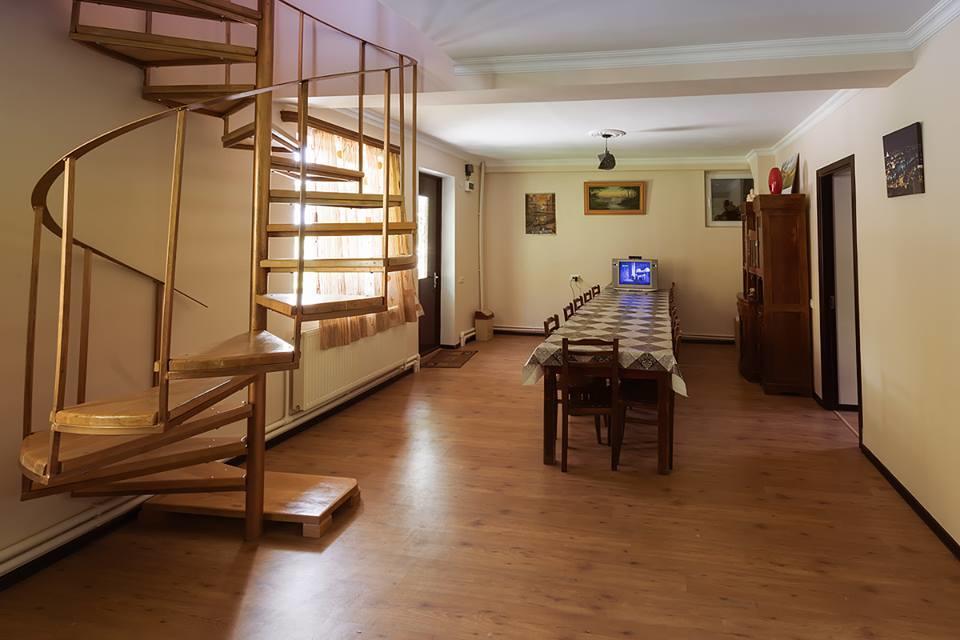 Hotel Nini Stepancminda Zewnętrze zdjęcie